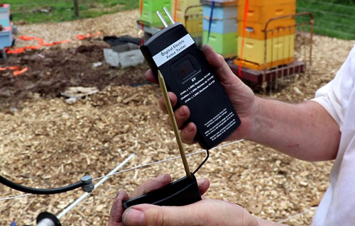 Digital fence tester
